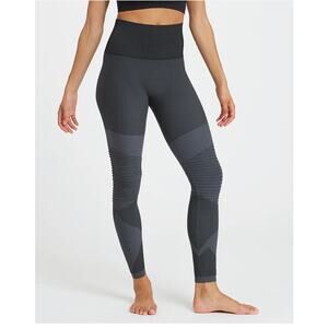 Spanx Look at Me Now Black Seamless Moto Leggings Bottoms Women Small